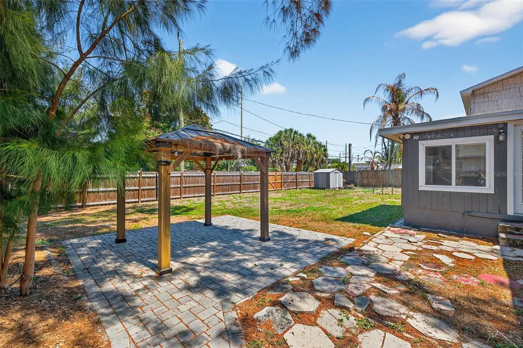 4925 2nd Avenue S St Petersburg FL 33707