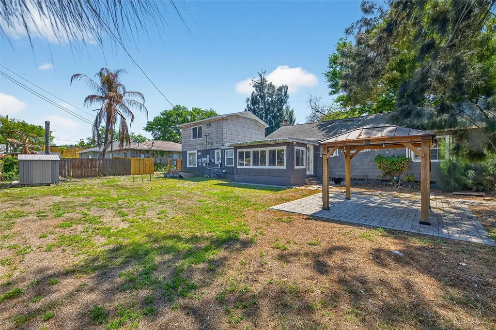4925 2nd Avenue S St Petersburg FL 33707
