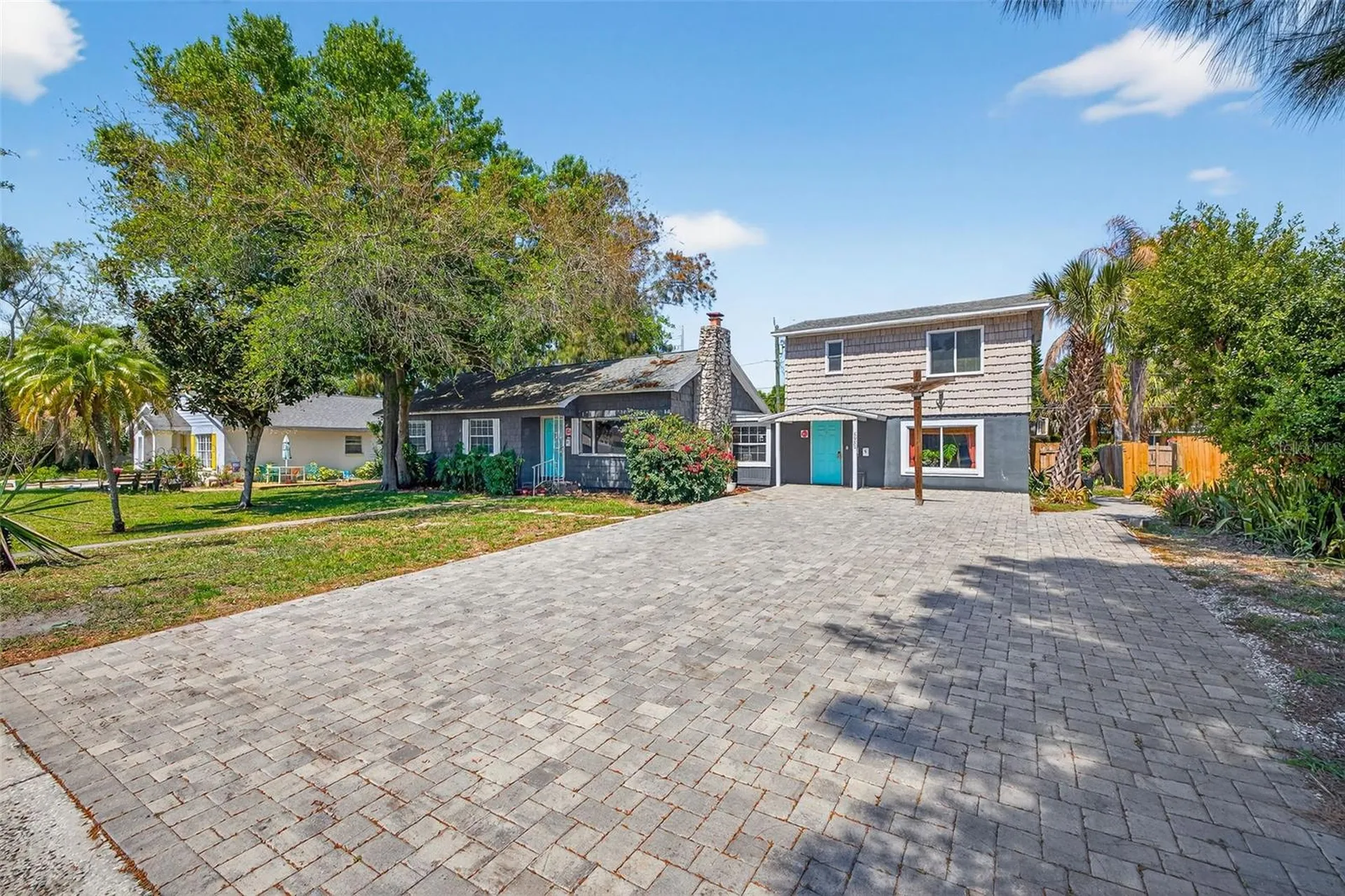 4925 2nd Avenue S St Petersburg FL 33707