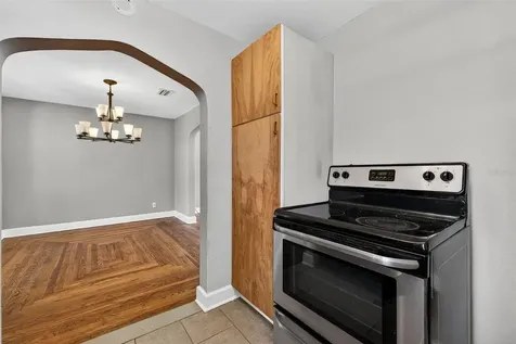 4925 2nd Avenue S St Petersburg FL 33707