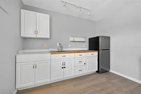 4925 2nd Avenue S St Petersburg FL 33707