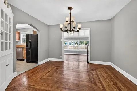 4925 2nd Avenue S St Petersburg FL 33707