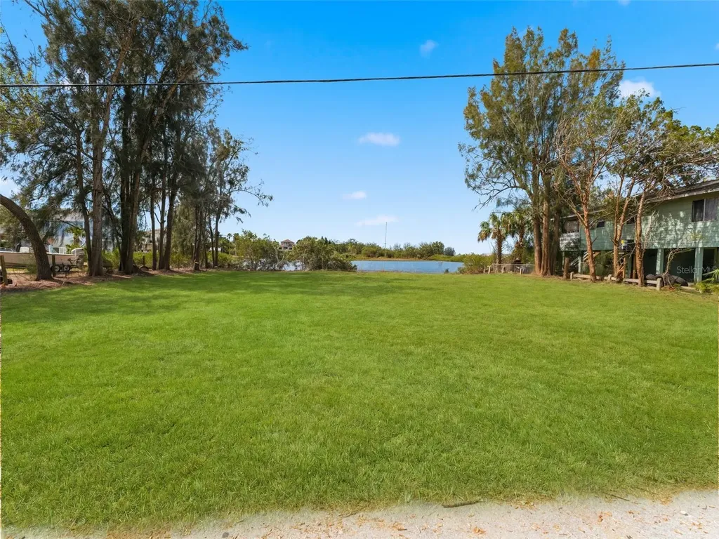 6646 Seaview Boulevard Hudson FL 34667