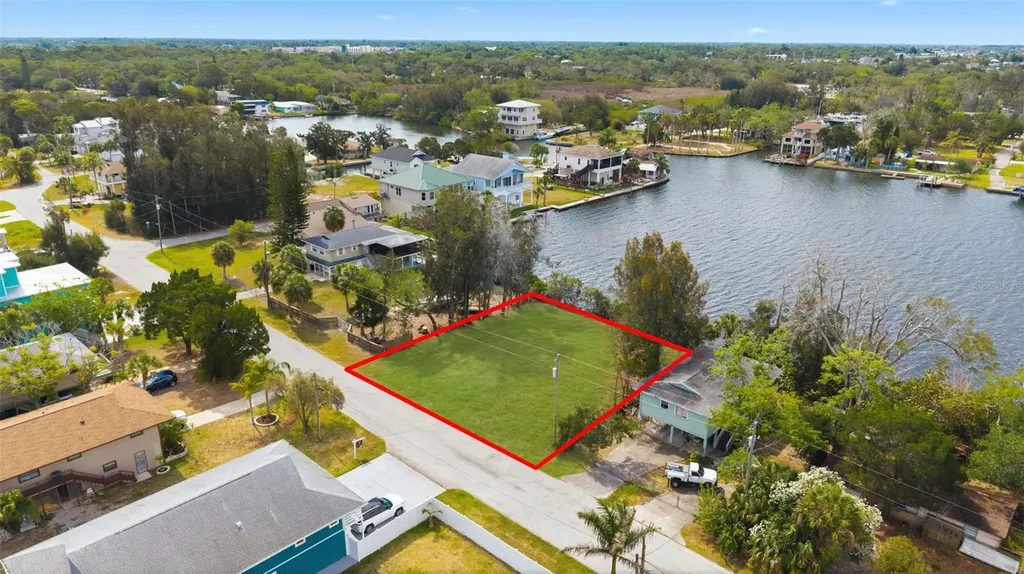 6646 Seaview Boulevard Hudson FL 34667