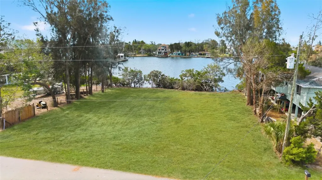 6646 Seaview Boulevard Hudson FL 34667