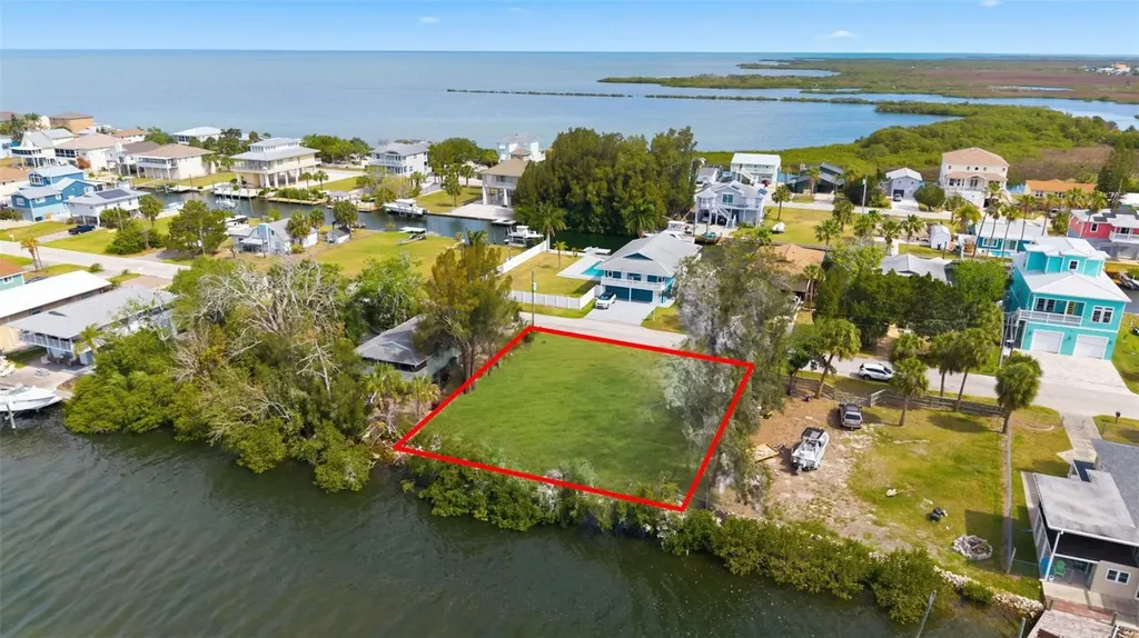 6646 Seaview Boulevard Hudson FL 34667