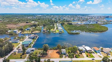 6646 Seaview Boulevard Hudson FL 34667