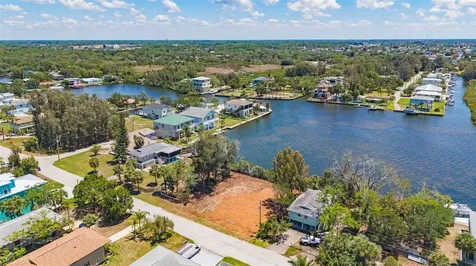 6646 Seaview Boulevard Hudson FL 34667