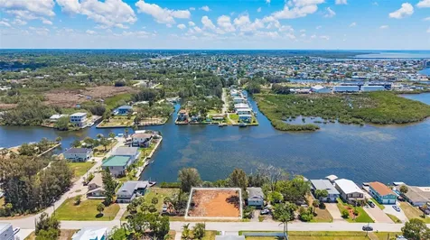 6646 Seaview Boulevard Hudson FL 34667
