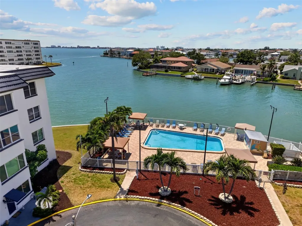 5935 30th Avenue S Gulfport FL 33707