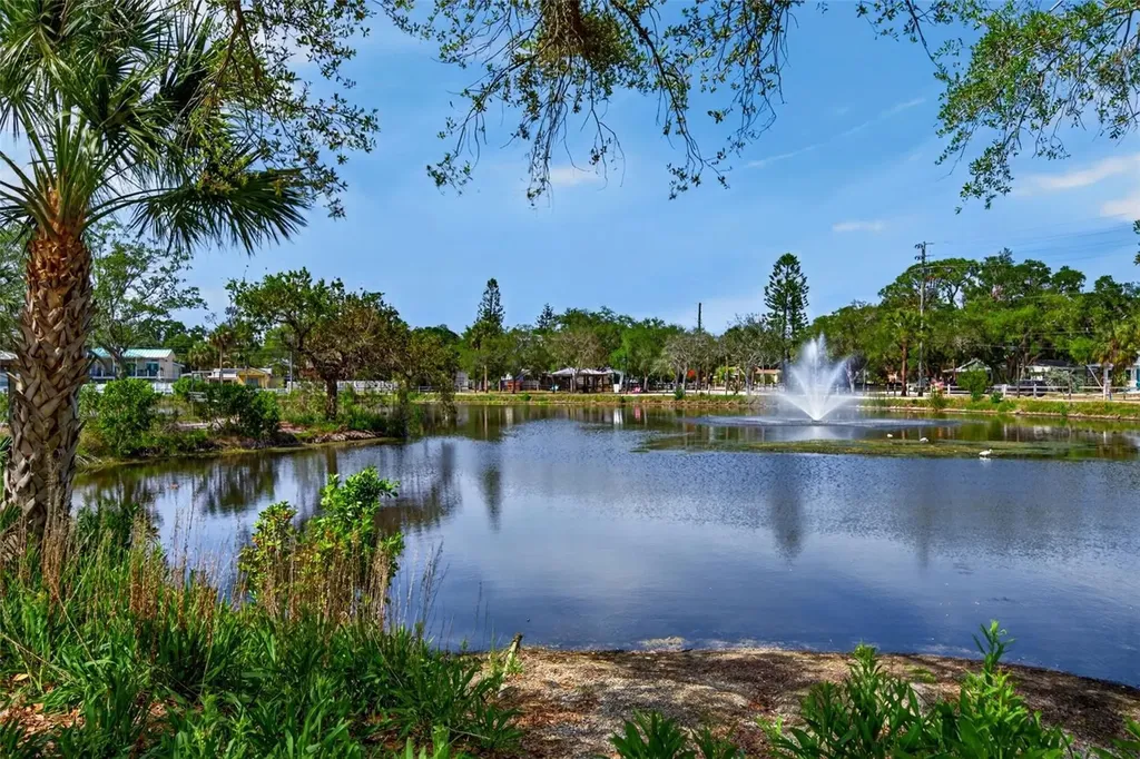 5935 30th Avenue S Gulfport FL 33707