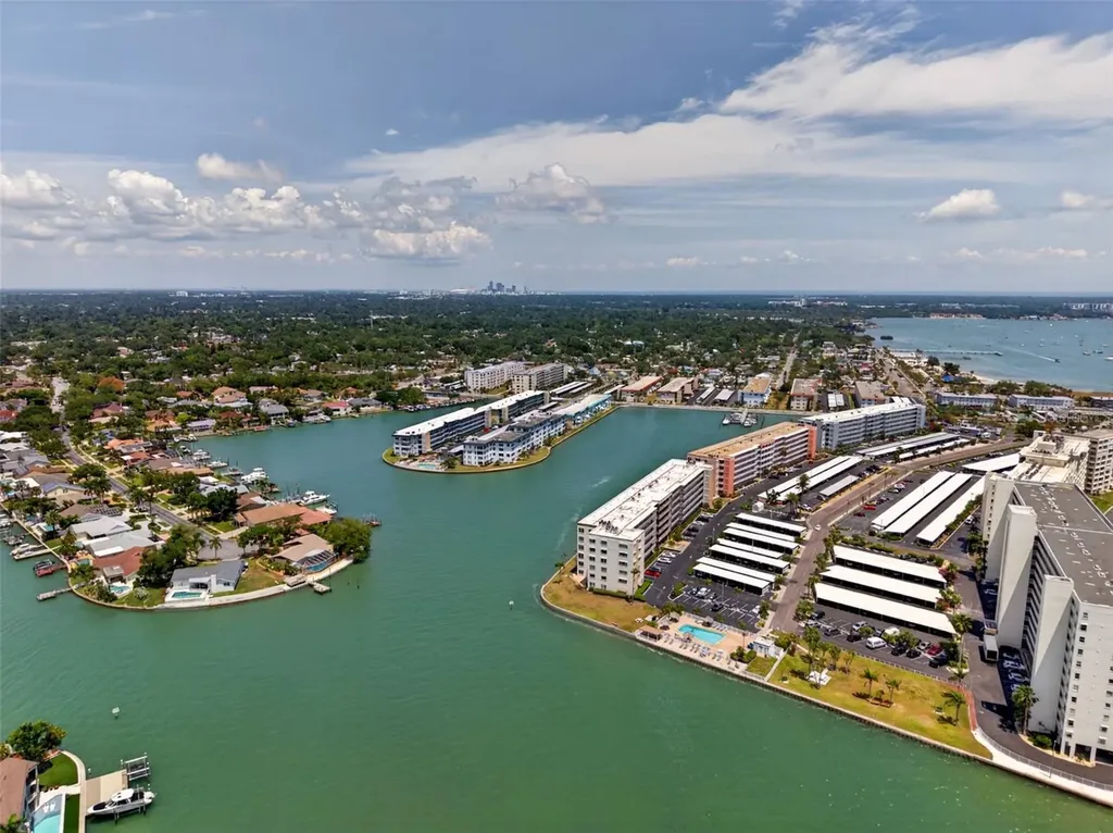 5935 30th Avenue S Gulfport FL 33707
