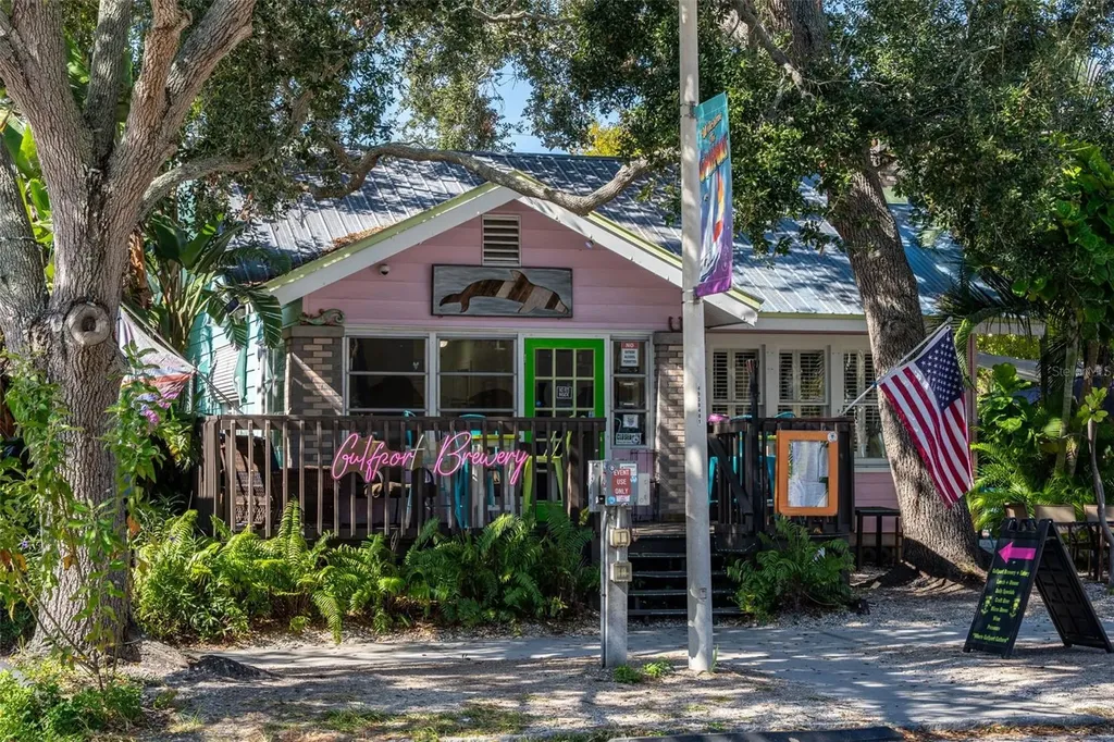 5935 30th Avenue S Gulfport FL 33707