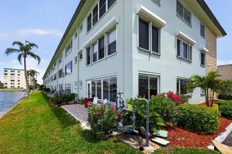 5935 30th Avenue S Gulfport FL 33707