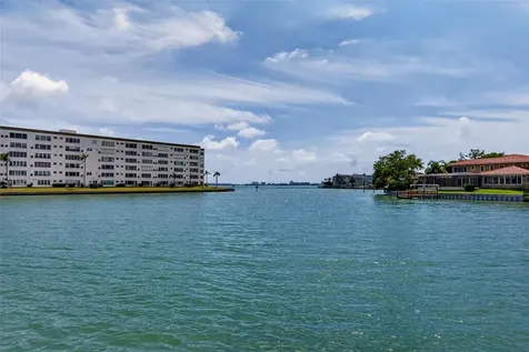 5935 30th Avenue S Gulfport FL 33707