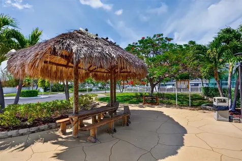5935 30th Avenue S Gulfport FL 33707