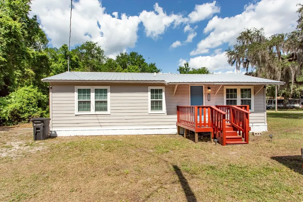 21776 NW 57th Avenue Micanopy FL 32667