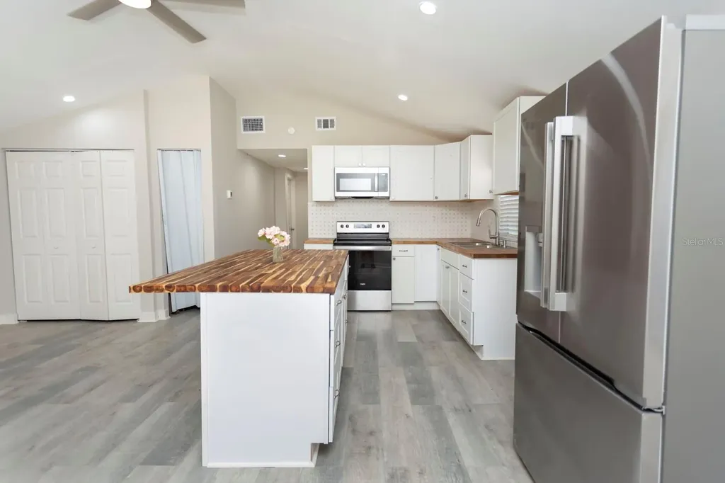21776 NW 57th Avenue Micanopy FL 32667