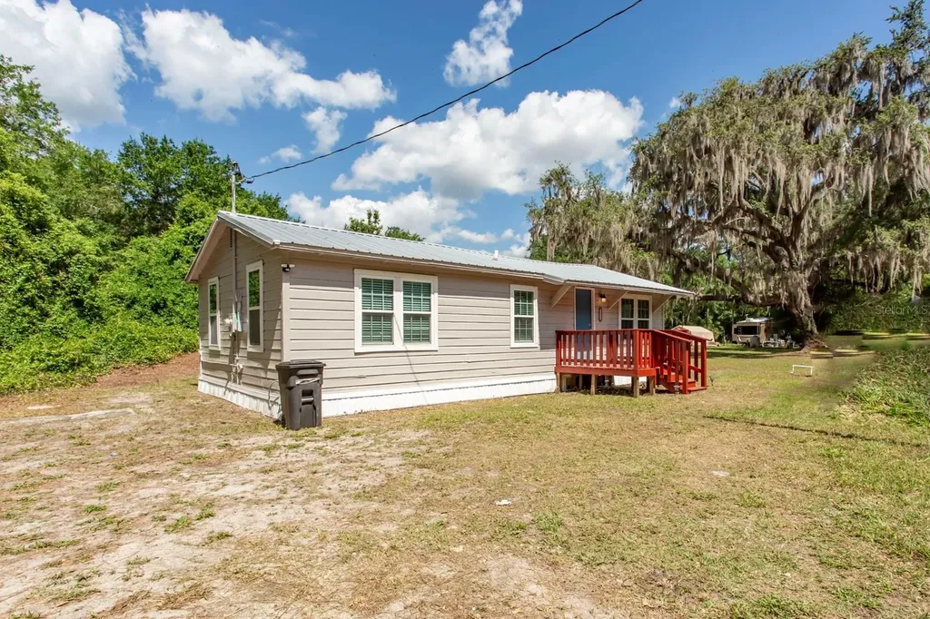 21776 NW 57th Avenue Micanopy FL 32667