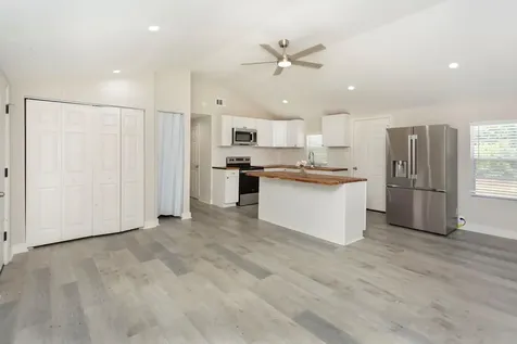 21776 NW 57th Avenue Micanopy FL 32667