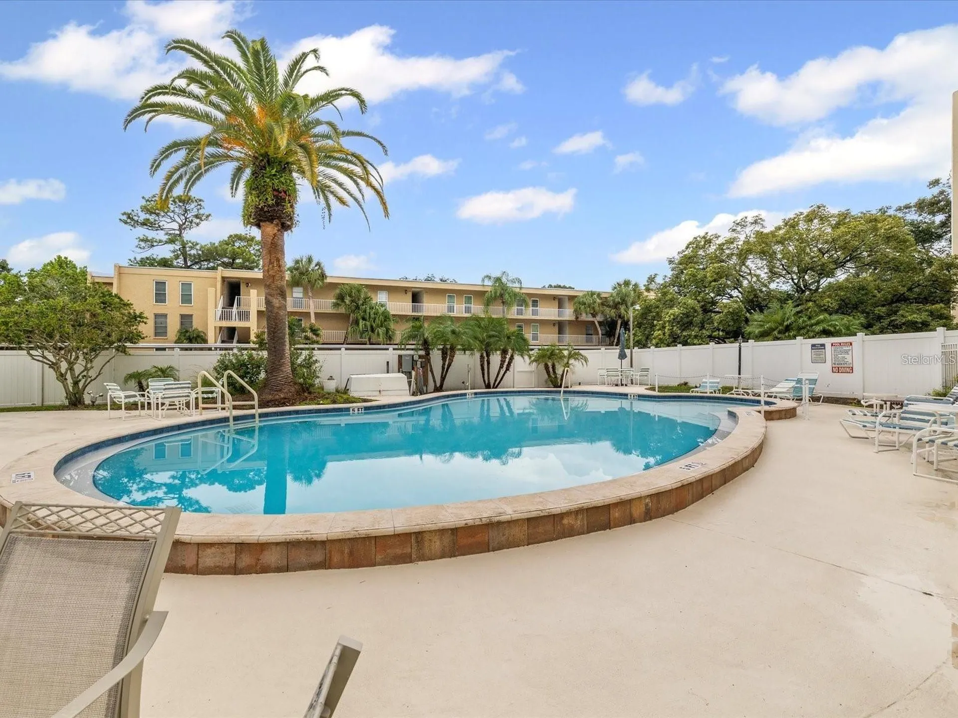 225 Country Club Drive Largo FL 33771