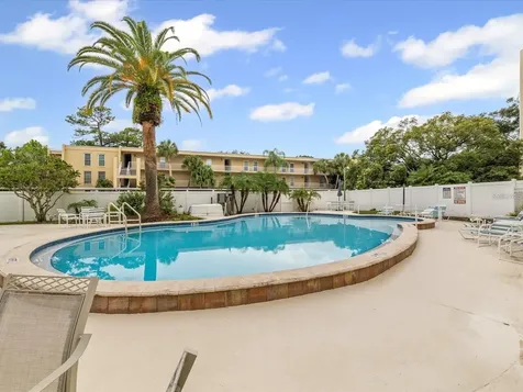 225 Country Club Drive Largo FL 33771
