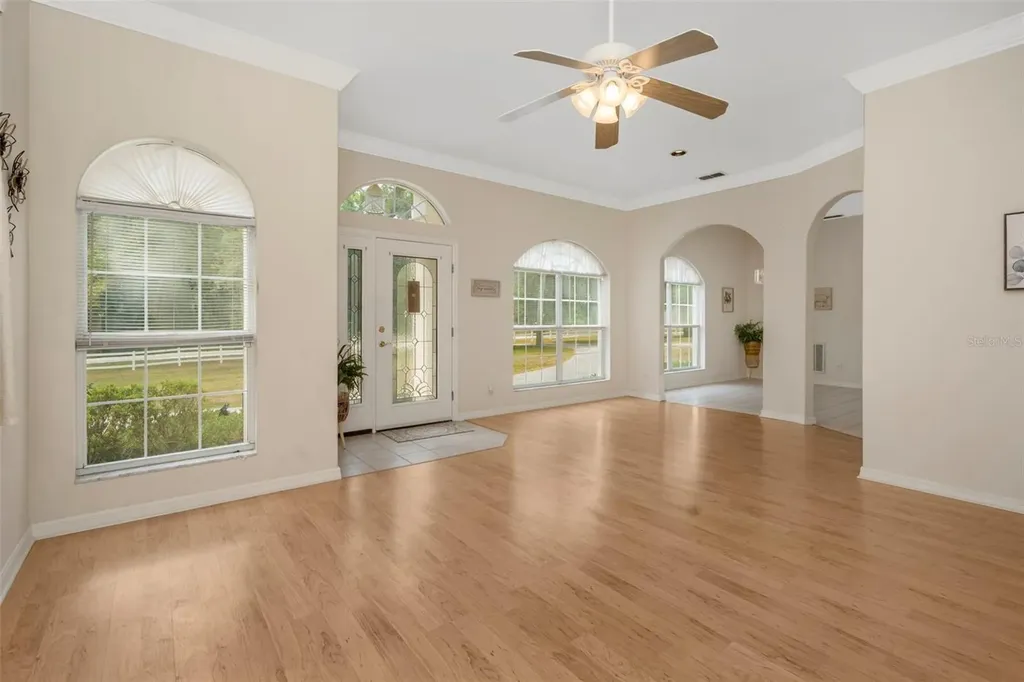35745 Old Clinton Avenue Dade City FL 33525
