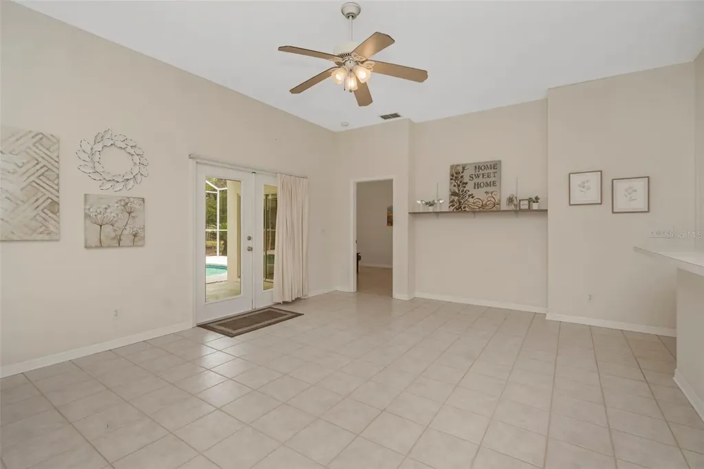 35745 Old Clinton Avenue Dade City FL 33525