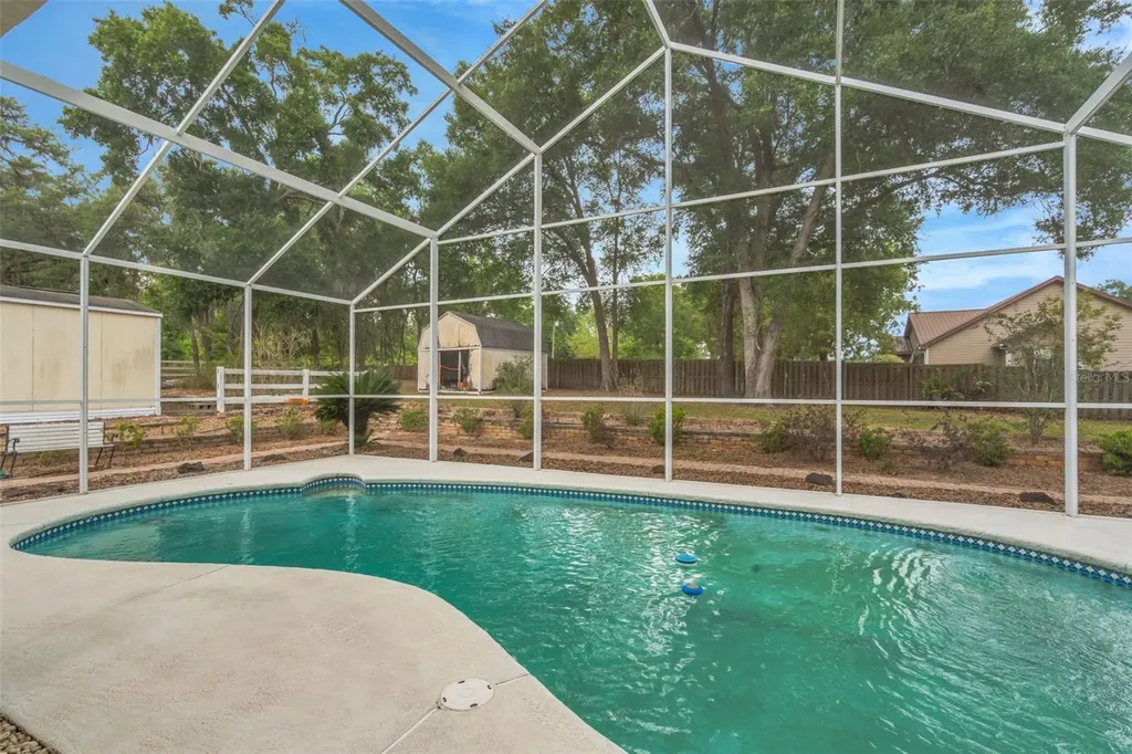 35745 Old Clinton Avenue Dade City FL 33525