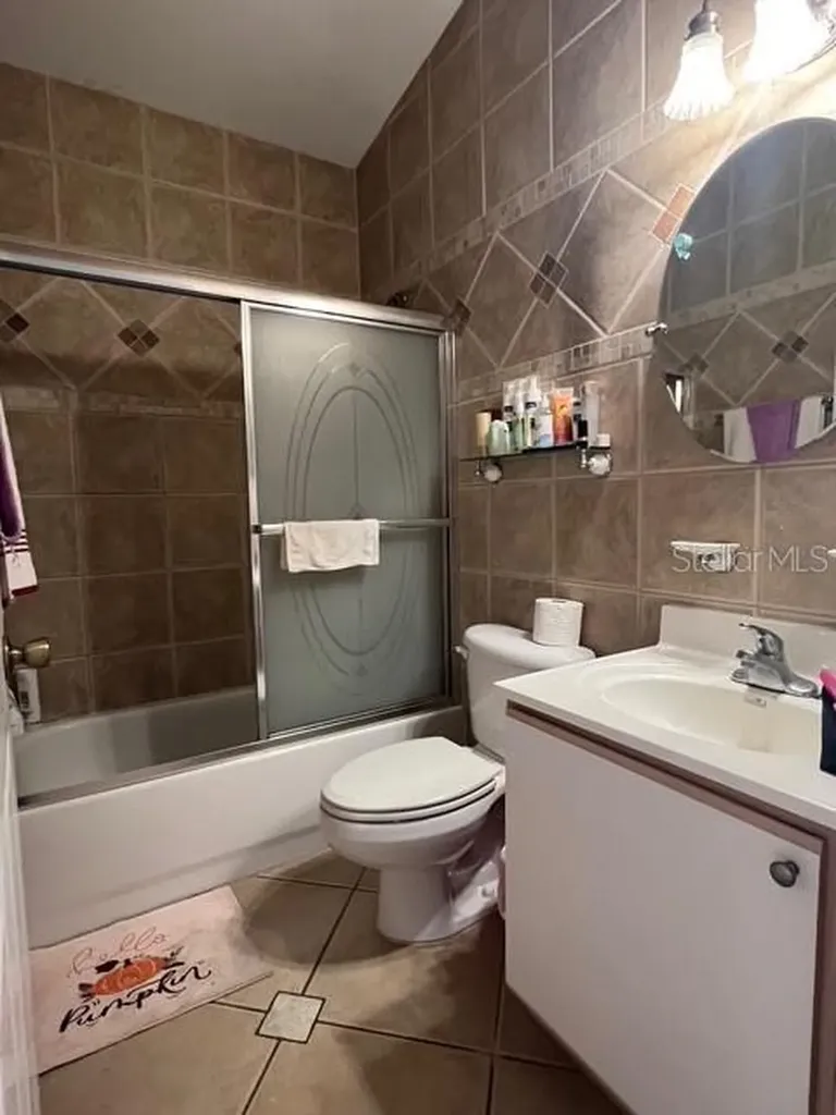 4125 Hampshire Village Court Orlando FL 32822