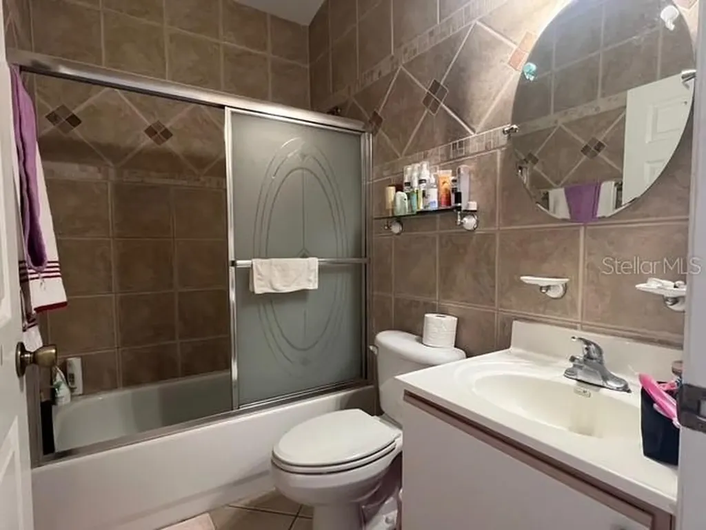 4125 Hampshire Village Court Orlando FL 32822