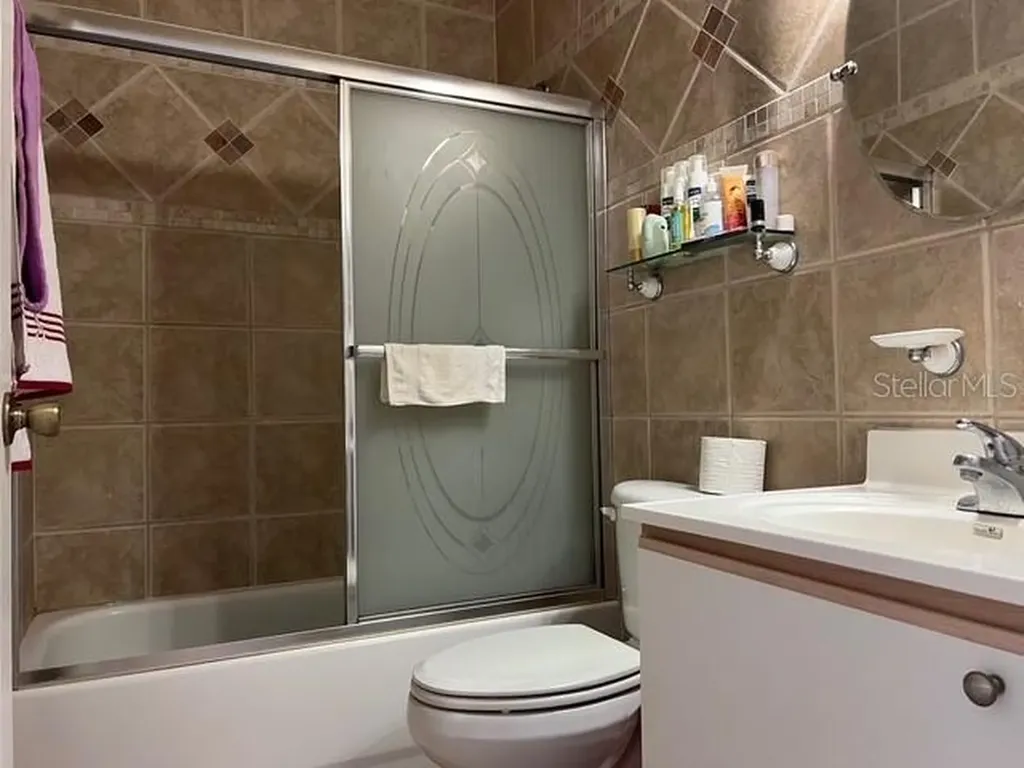 4125 Hampshire Village Court Orlando FL 32822