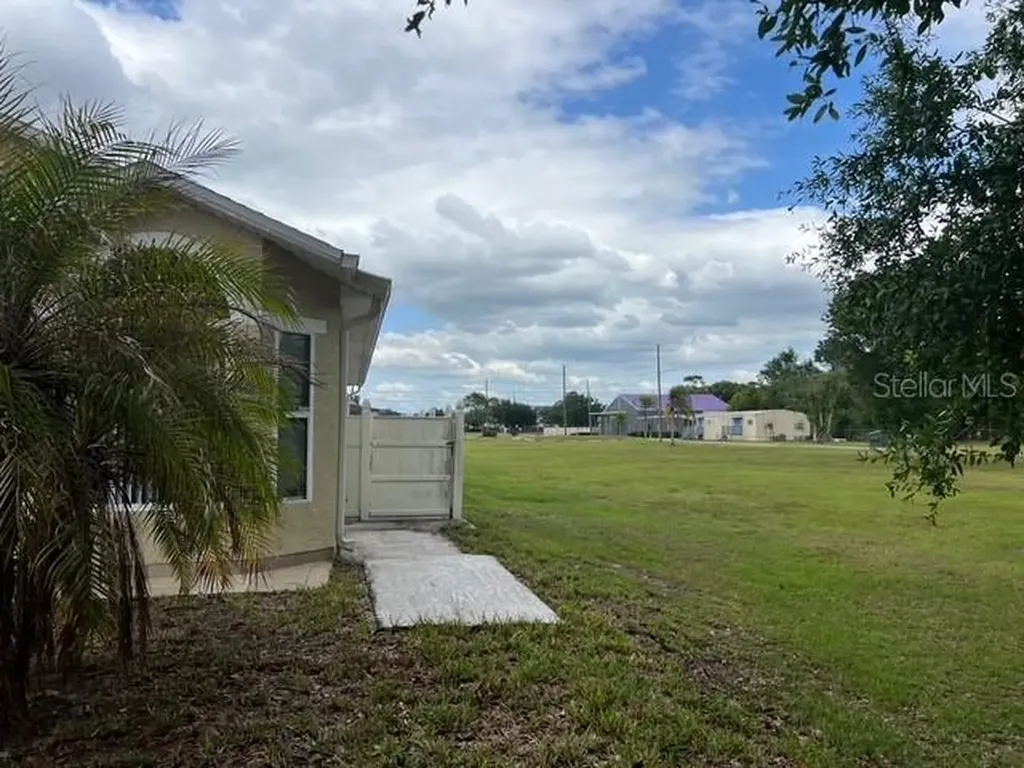 4125 Hampshire Village Court Orlando FL 32822