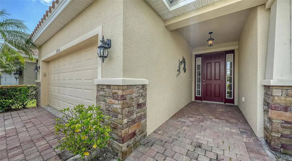 2858 Oriole Drive Sarasota FL 34243
