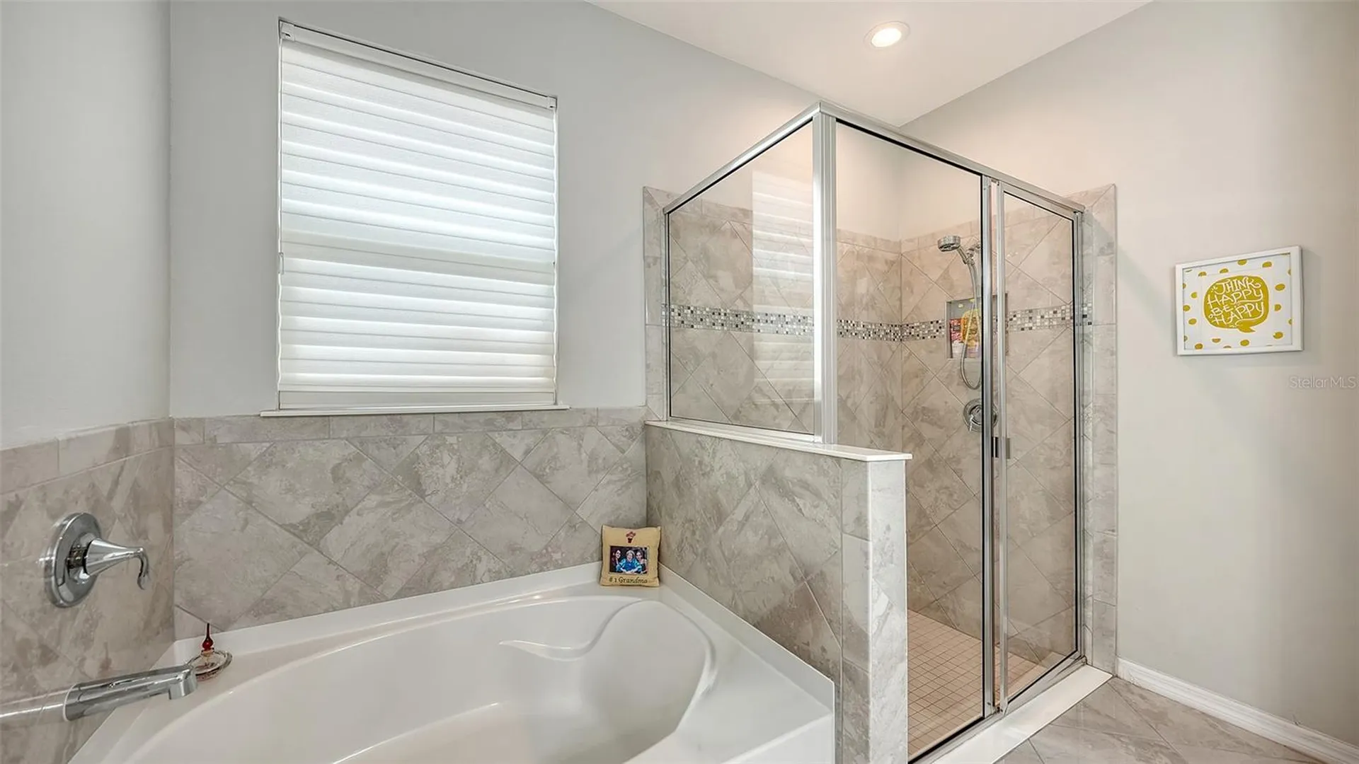 2858 Oriole Drive Sarasota FL 34243