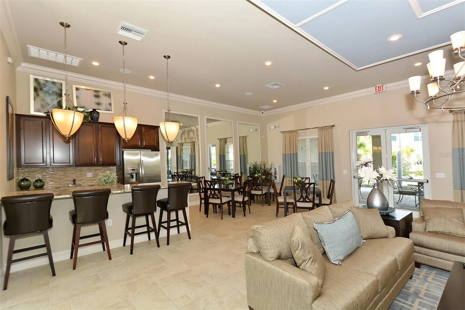 2858 Oriole Drive Sarasota FL 34243