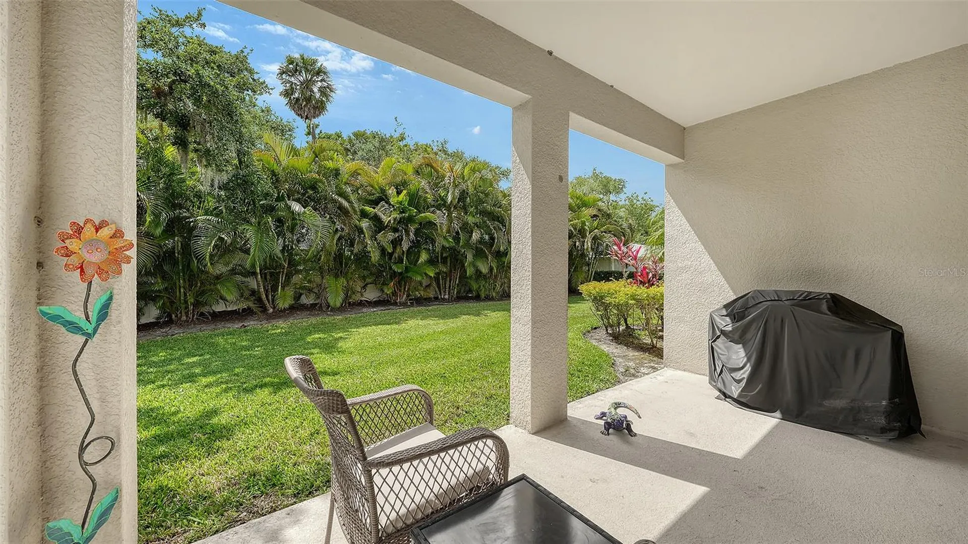 2858 Oriole Drive Sarasota FL 34243