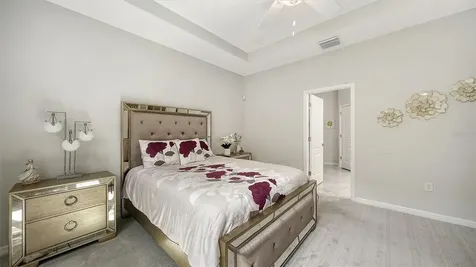 2858 Oriole Drive Sarasota FL 34243