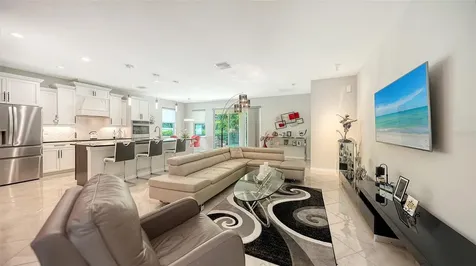 2858 Oriole Drive Sarasota FL 34243