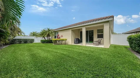 2858 Oriole Drive Sarasota FL 34243