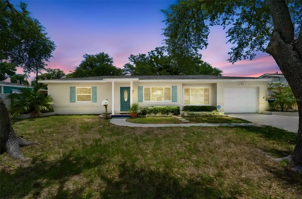 2700 43rd Street N St Petersburg FL 33713