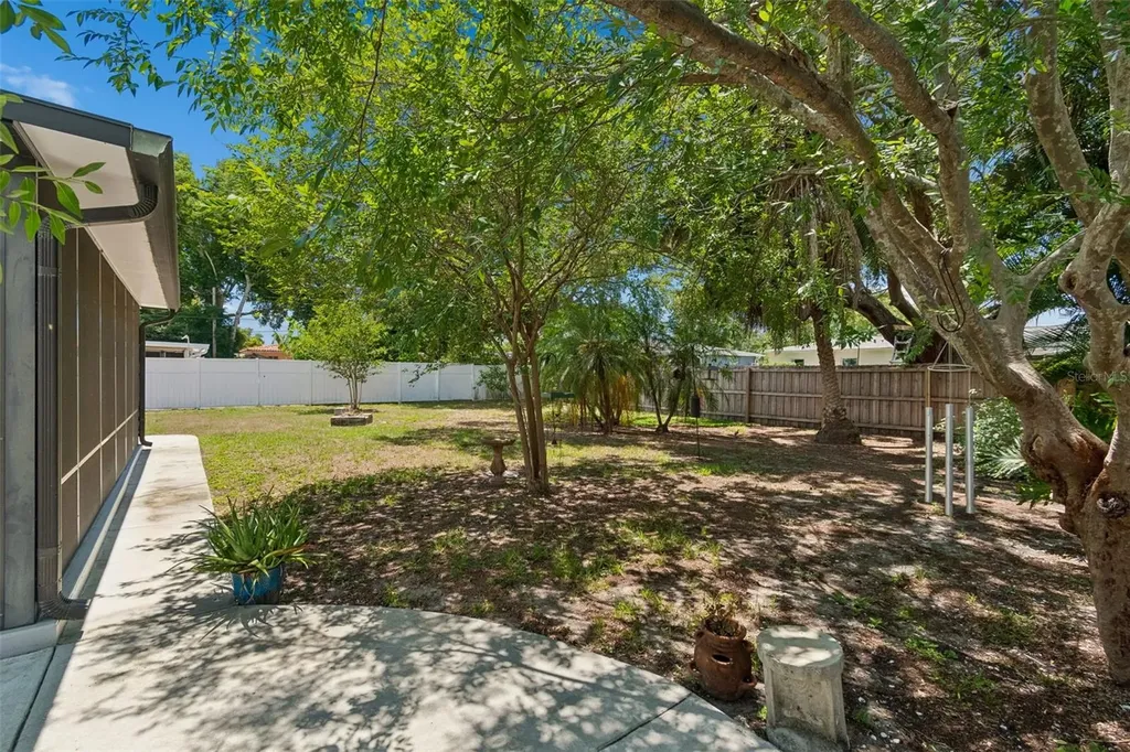 2700 43rd Street N St Petersburg FL 33713