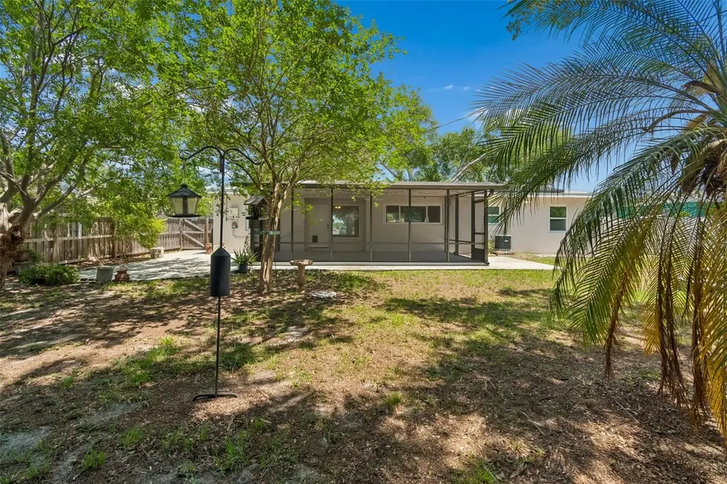 2700 43rd Street N St Petersburg FL 33713
