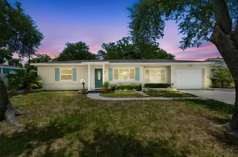 2700 43rd Street N St Petersburg FL 33713