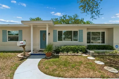 2700 43rd Street N St Petersburg FL 33713