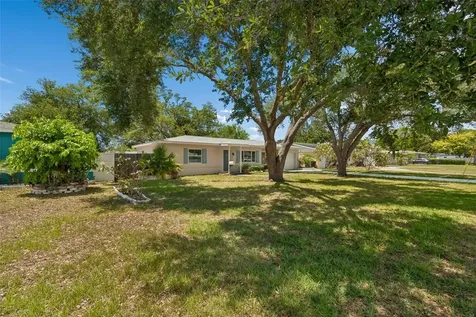 2700 43rd Street N St Petersburg FL 33713