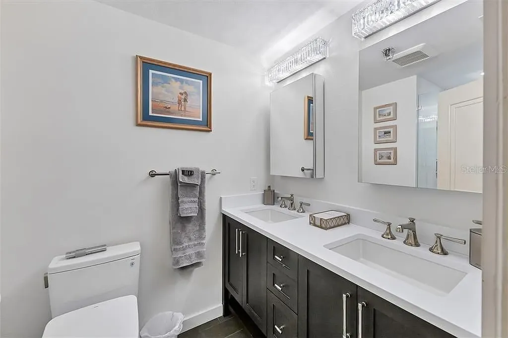 1100 Benjamin Franklin Drive Sarasota FL 34236