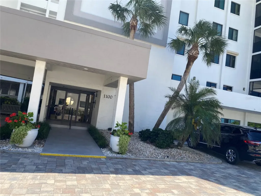1100 Benjamin Franklin Drive Sarasota FL 34236