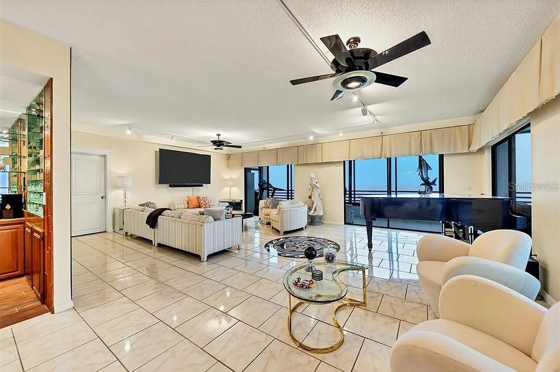 1100 Benjamin Franklin Drive Sarasota FL 34236