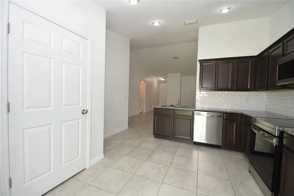 30 Slumber Path Palm Coast FL 32164
